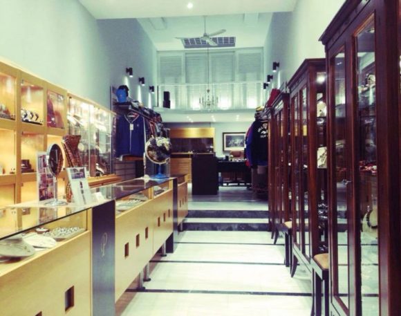 Peter's Collection ◊ Hydra Harbor