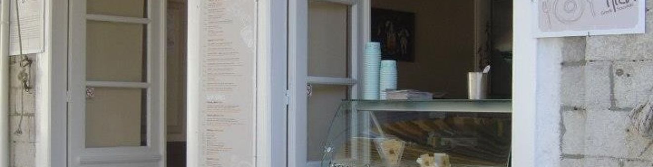 Giname Pita Hydra Harbor Souvlaki