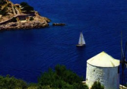 2BR windmill to rent on Hydra, Greece