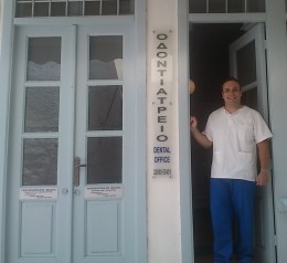Dentist Michalis Grigoropoulos
