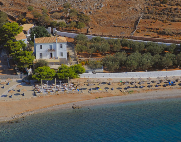 Plakes Vlychos (Four Seasons)