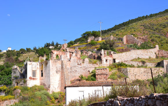 Ghikas Mansion Ruins | Kamini